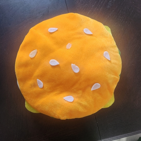 Cheeseburger Hat - Picture 2 of 3